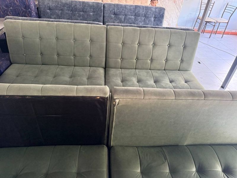 Stol stul komplekt divan komplekt sotiladi Stol stul komplekt divan komplekt sotiladi