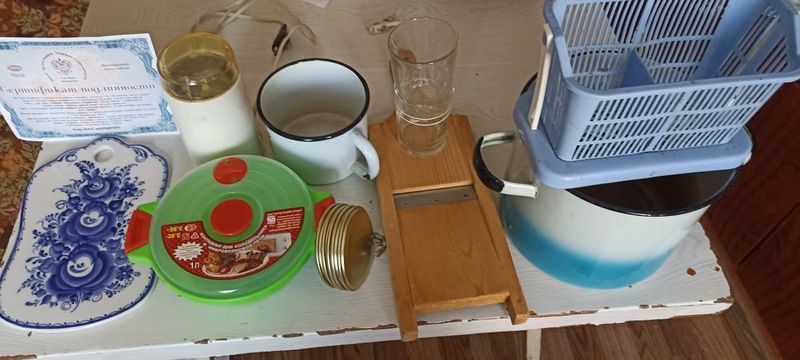 Продам посуду б/у Продам посуду б/у
