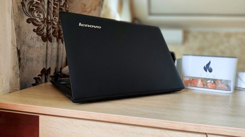 Ноутбук lenovo g50-30 на 500gb