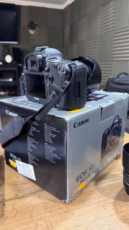 Продам 5D Mark3 komplekt