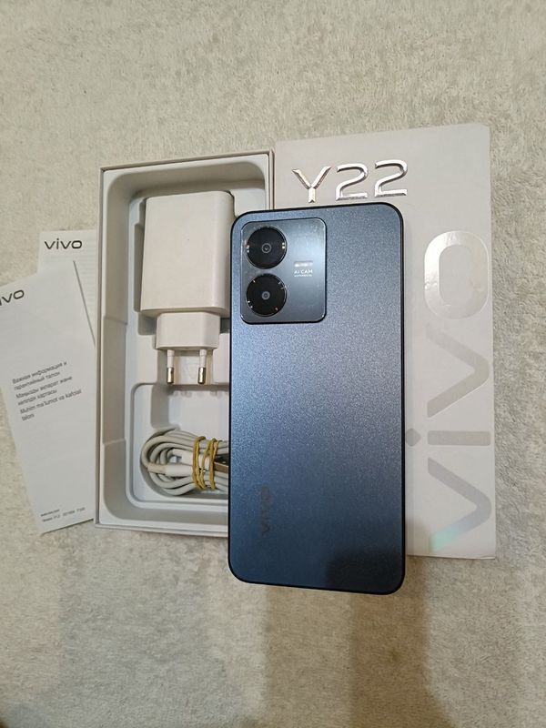 VIVO Y22 VIVO Y22