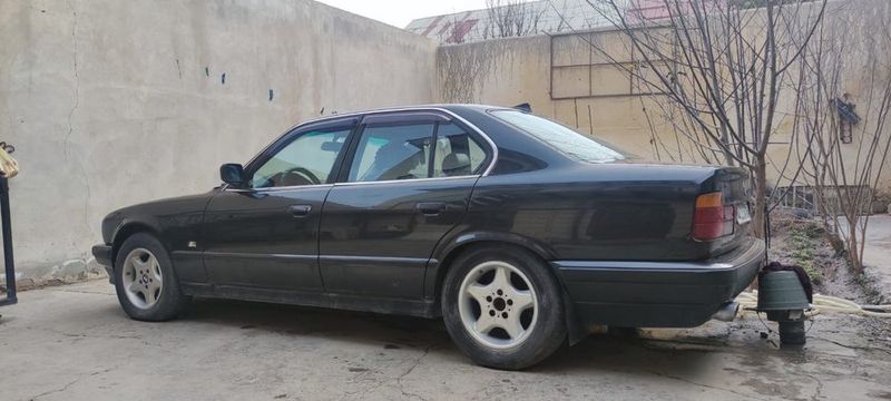 BMW. E34.sotiladi ! BMW. E34.sotiladi !