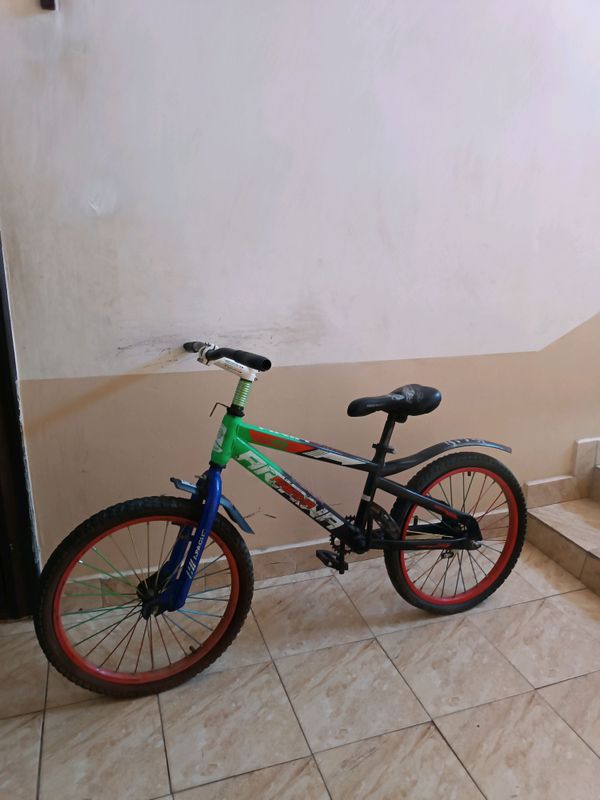 holati yahshi velosiped holati yahshi velosiped