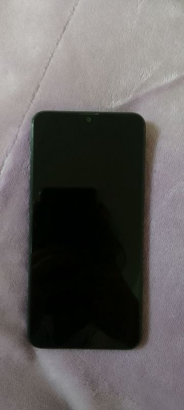 Samsung A10s karobka bor  narxi 600ming