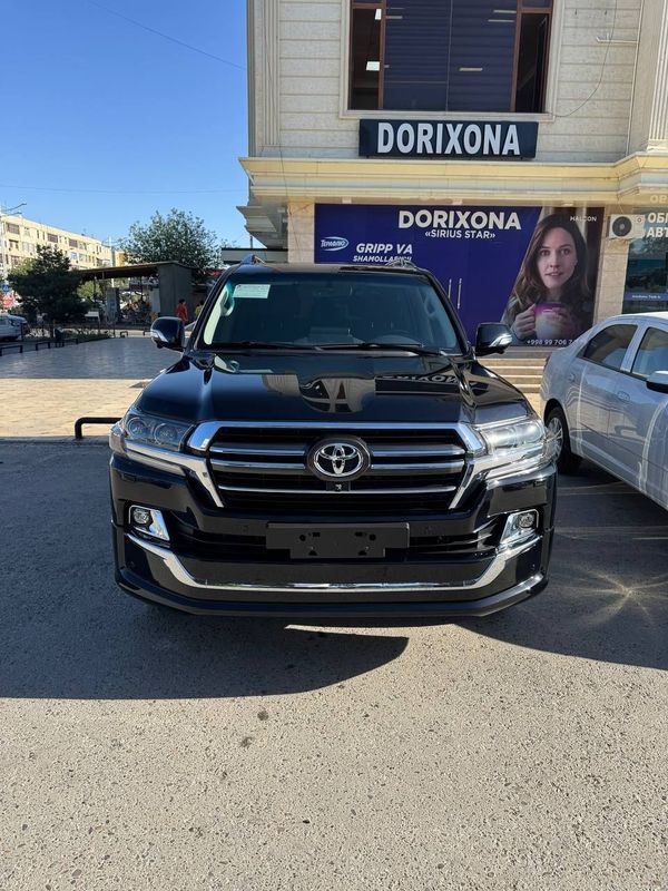 Toyota Land Cruiser 200 Toyota Land Cruiser 200