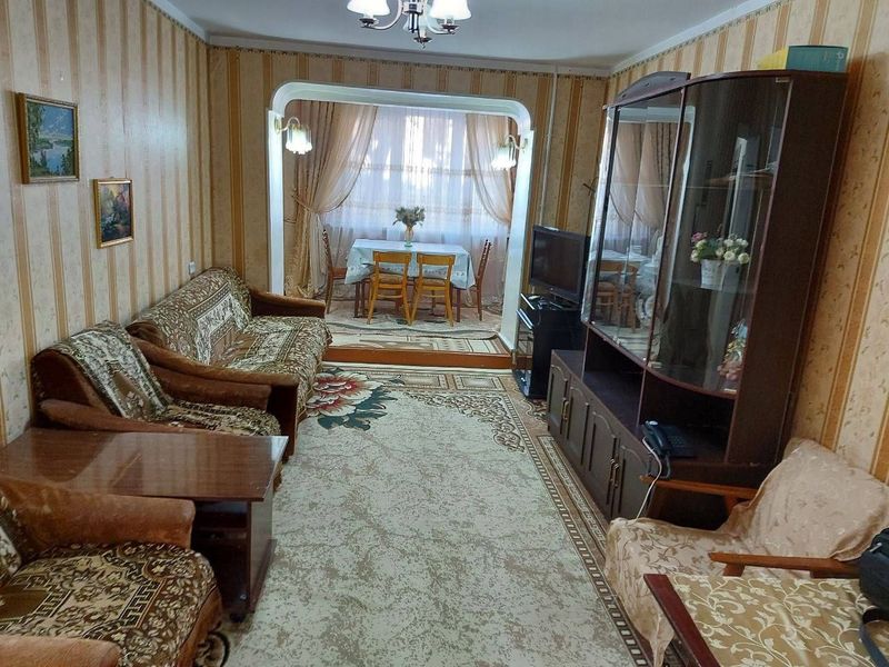 Продаётся квартира Чиланзар 12 2/2/4. Ориентир Фархадский Продаётся квартира Чиланзар 12 2/2/4. Ориентир Фархадский