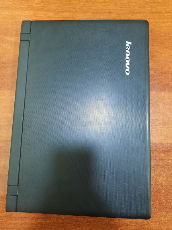 Lenovo . Srochni sotiladi