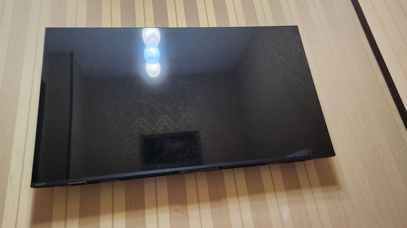 Телевизор Toshiba 55 на запчасти