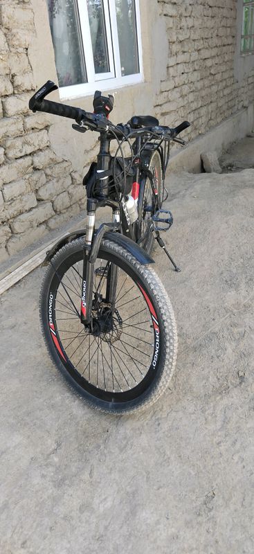 narxi 1miln100yuz bulishi undan kami yoq
