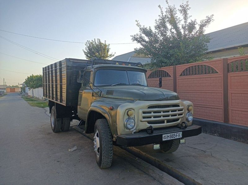 Zil sotiladi bartavoy Zil sotiladi bartavoy
