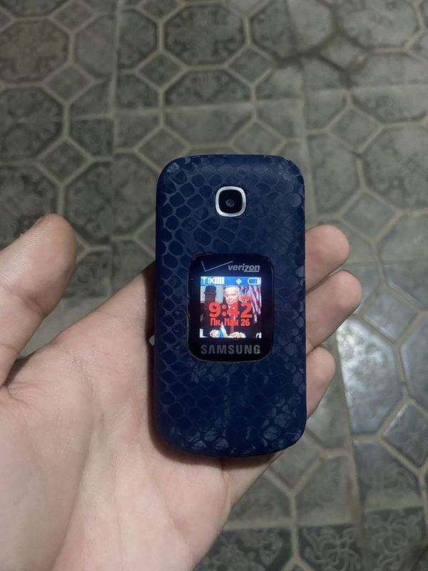 Samsung verizon gusto 3 , густо 3 Samsung verizon gusto 3 , густо 3