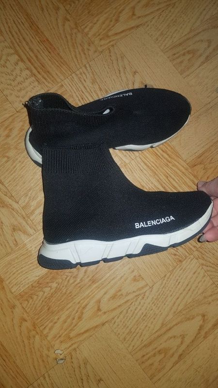 Продам кроссовки кеды
