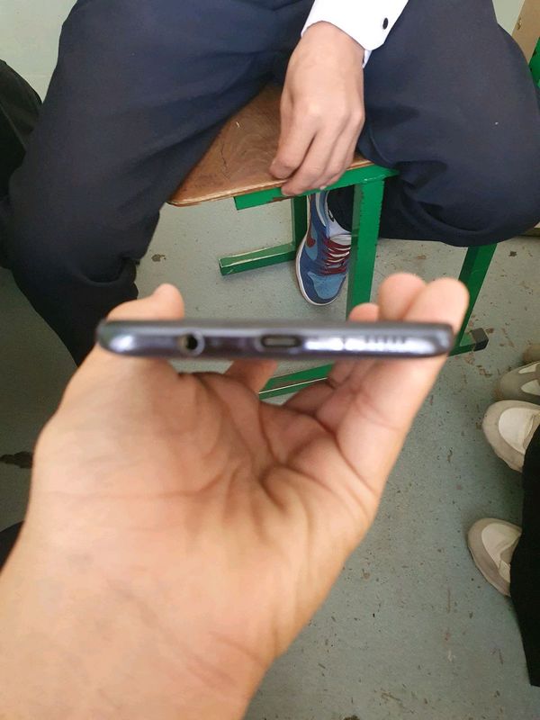 100$ Samsung Galalxy A51, xotira 6/128 60fps 100$ Samsung Galalxy A51, xotira 6/128 60fps
