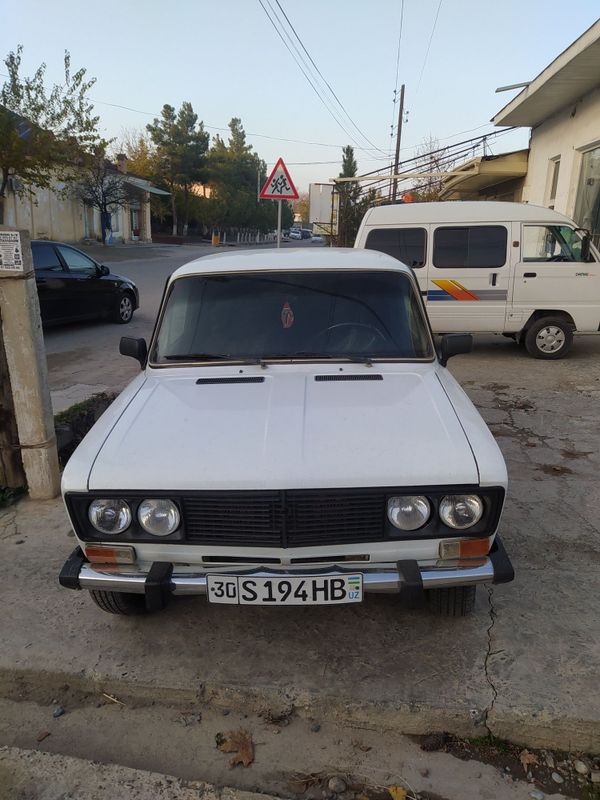 Vaz 2106 sotiladi