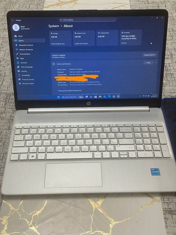 HP 15s laptop (noutbuk) HP 15s laptop (noutbuk)