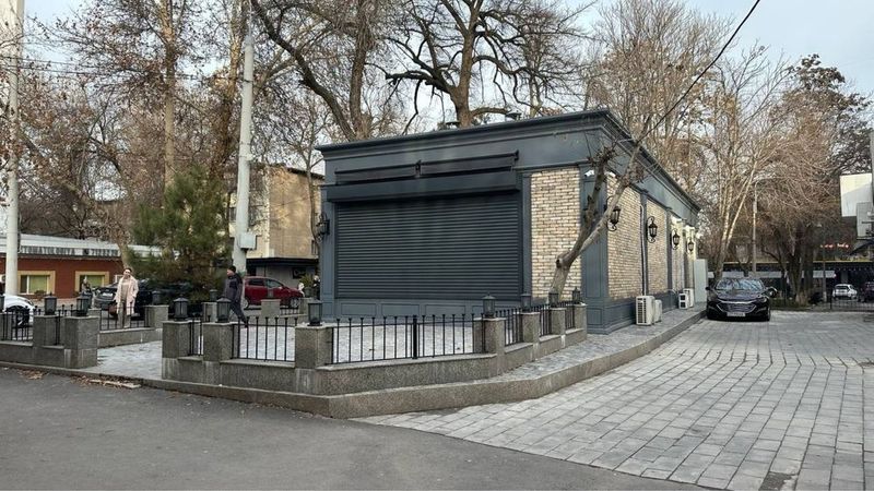 Продаётся нежилое помещения отдельно стоящие здания Продаётся нежилое помещения отдельно стоящие здания