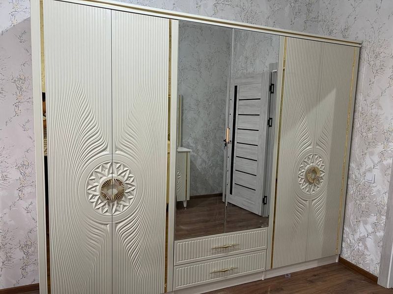 Mebel  Model Bellur