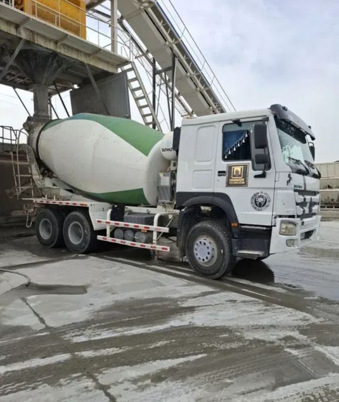 Suyuq beton, qum, sheben, klines Suyuq beton, qum, sheben, klines
