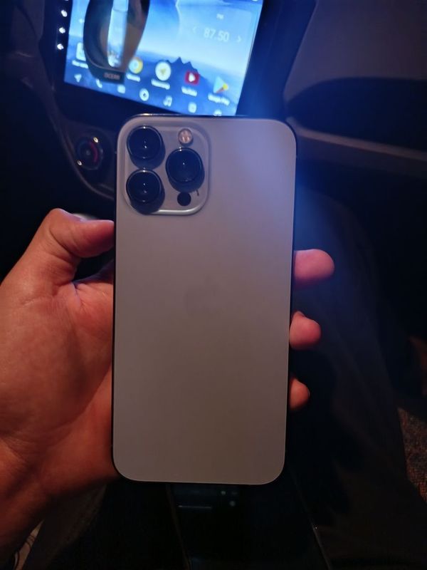 iPhone 13 pro max sotiladi iPhone 13 pro max sotiladi