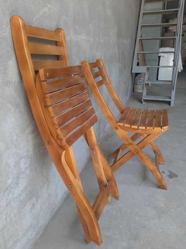 Продам стулья складные. Продам стулья складные.