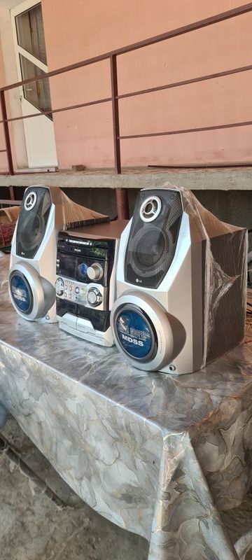 Музыкальный центр Philips