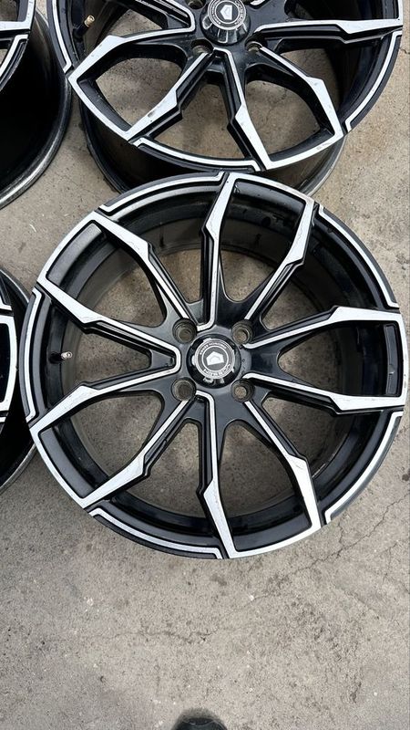 Диски R16 7J 4 x 100 Диски R16 7J 4 x 100