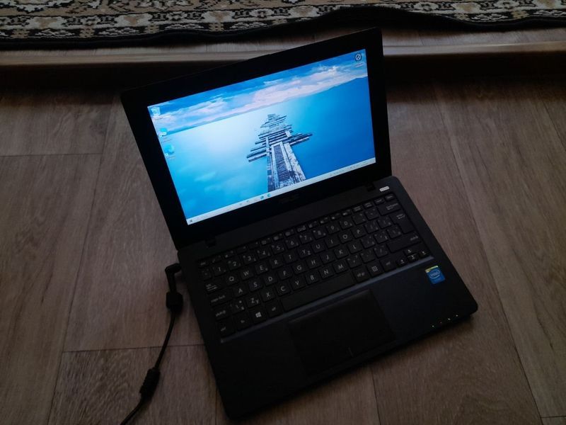 Ноутбук модель Asus x200ma Ноутбук модель Asus x200ma