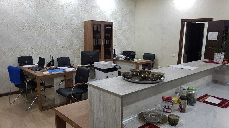 Сдаётся нежилое помещение 50 м², 1 этаж, р-н Максим Горький М.Улугбек Сдаётся нежилое помещение 50 м², 1 этаж, р-н Максим Горький М.Улугбек