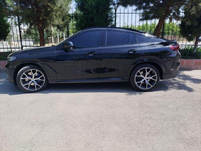 BMW X6 xDrive40i M-sport BMW X6 xDrive40i M-sport