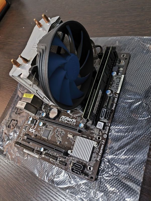 Asrock B75+i7 3770+16Gb