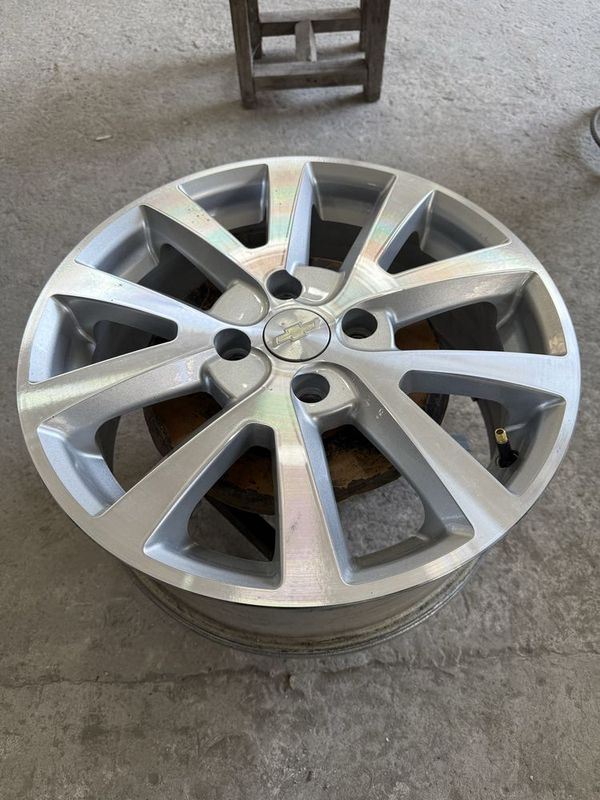 Сака Диска R17 4x114 Сака Диска R17 4x114