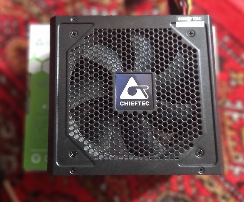 Блок питания Chieftec 500W Блок питания Chieftec 500W