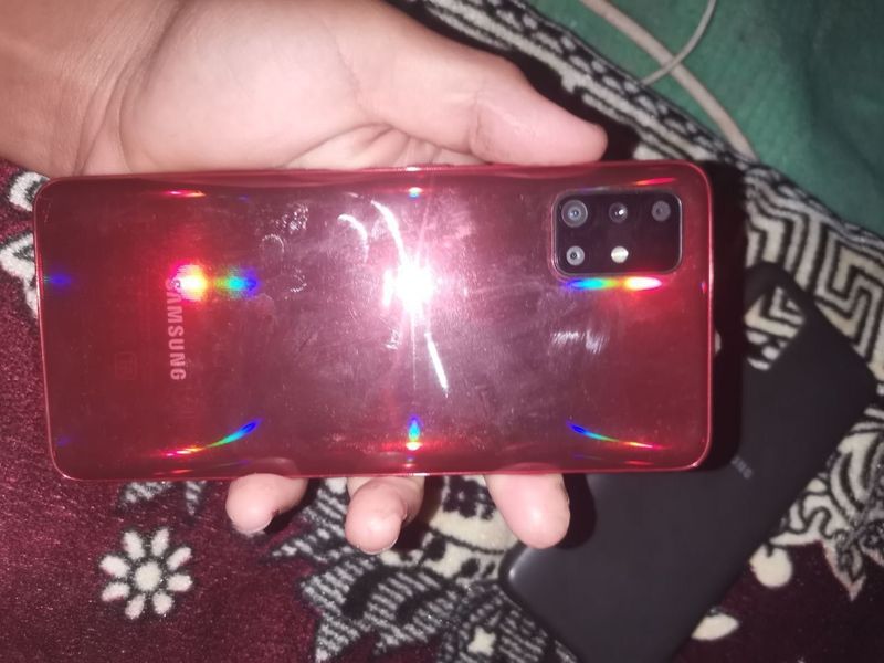 Samsung A51 Color:red