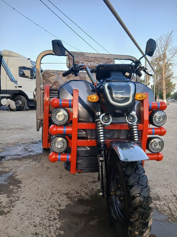 Moto sotiladi holati zor Moto sotiladi holati zor