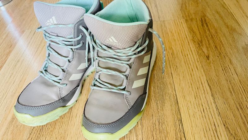Кроссовки adidas Кроссовки adidas