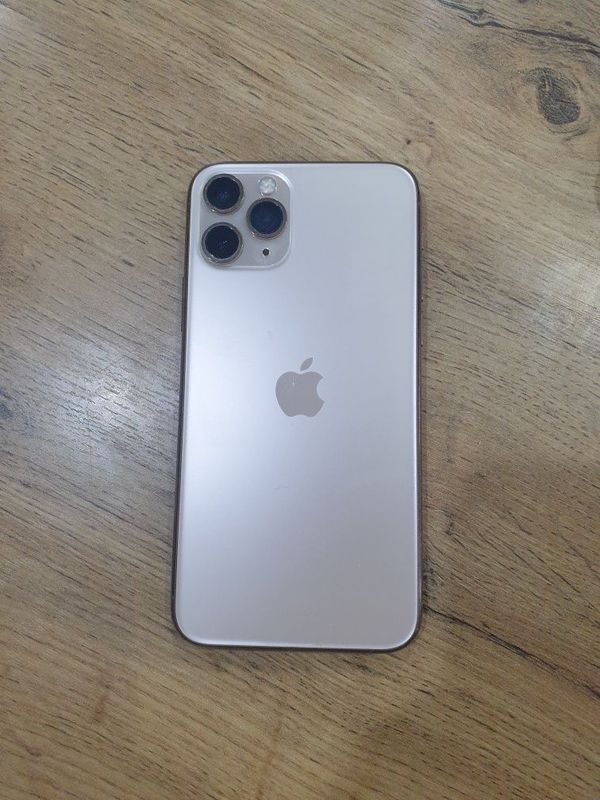 Iphone 11pro sotiladi