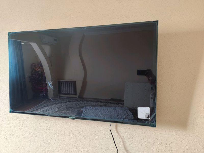 Premier 55 smart tv (ekran buzilgan, yangi) Premier 55 smart tv (ekran buzilgan, yangi)