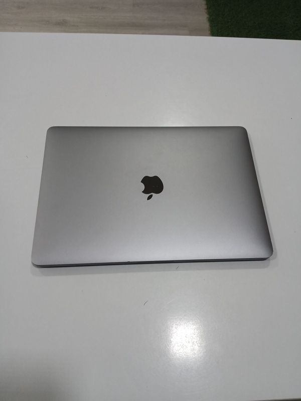 Mac pri i5 8/128