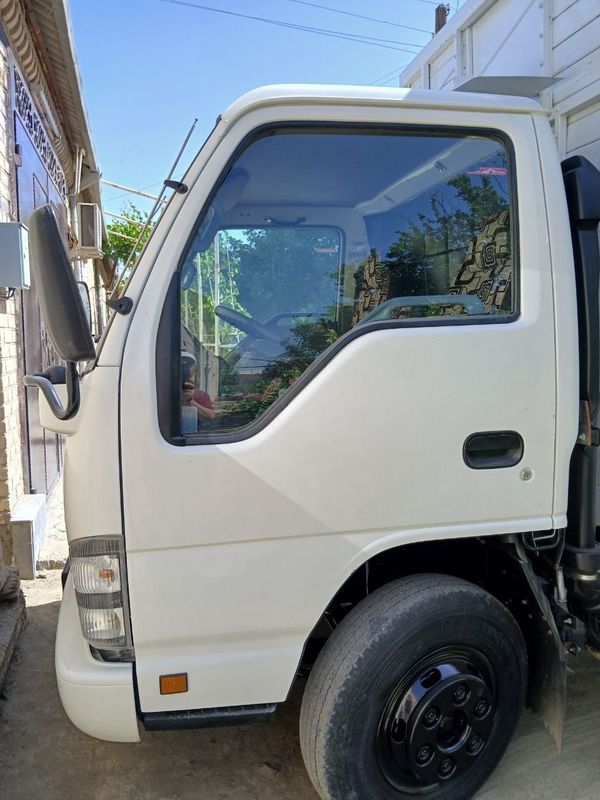 Isuzu bartavoy.. Isuzu bartavoy..