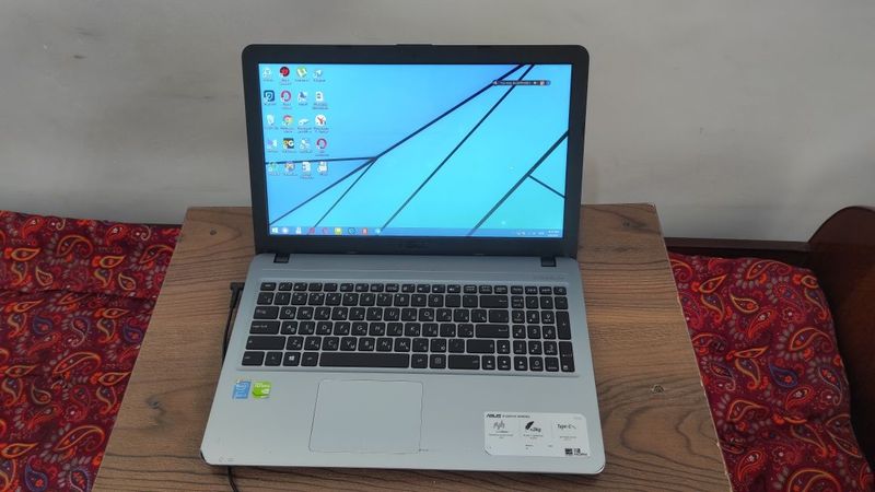 Nootebook sotiladi yoki abmen Nootebook sotiladi yoki abmen