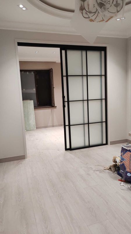 Стеклянные лофт перегородки и двери. Loft peregorodkalar va eshiklar