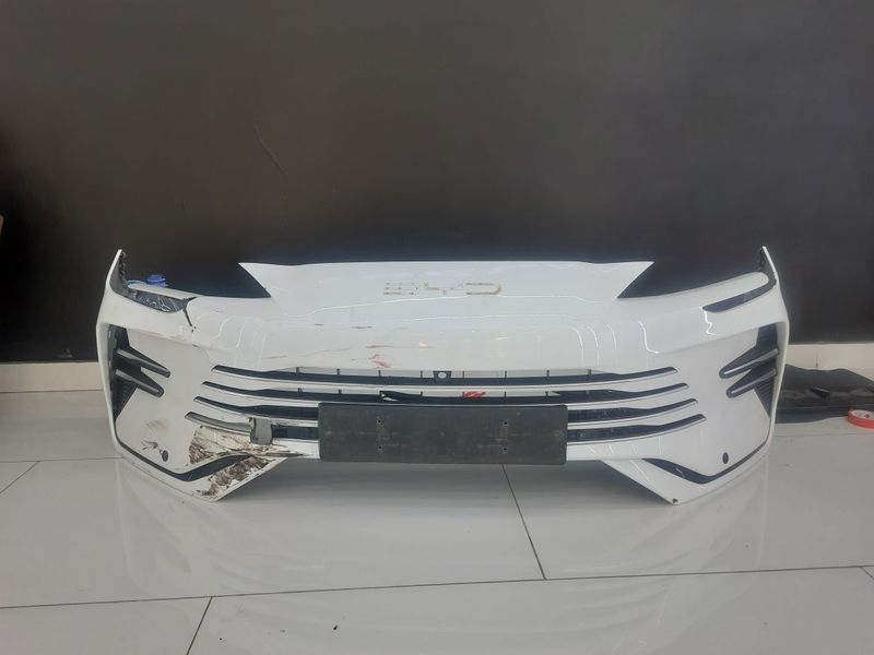 Бампер BYD Champion DMI белый