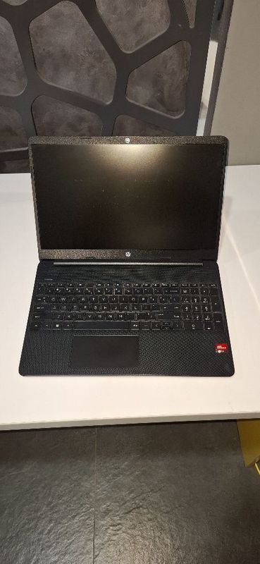 HP Noutbuk Sotiladi