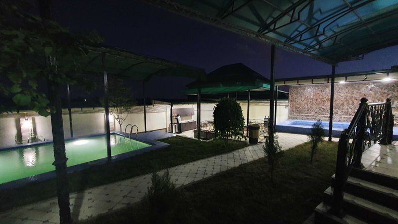 Dacha qibray, basseyn 2ta, sauna, stol tenis, yozgi oshxona