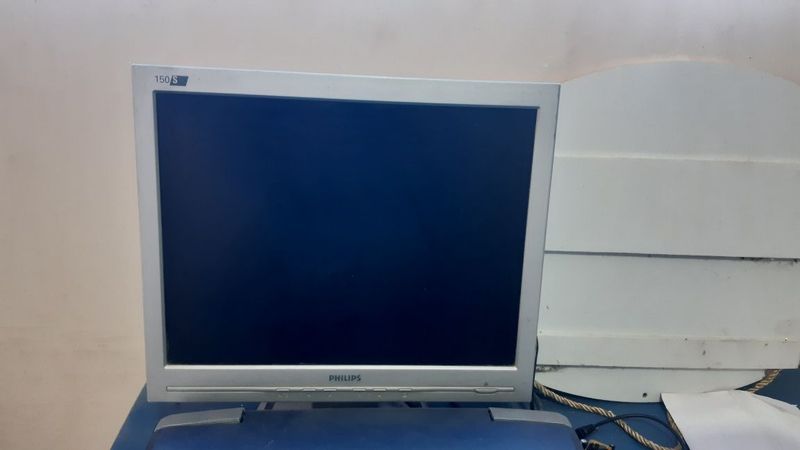 15/16 monitor sotilodi