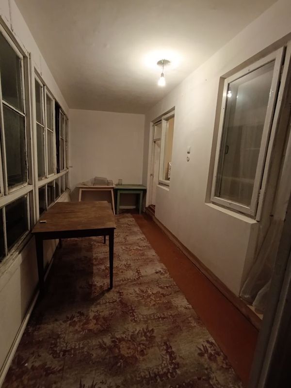 Чирчик аренда 2 ком квартира в 8 мкр 4 этаж Чирчик аренда 2 ком квартира в 8 мкр 4 этаж