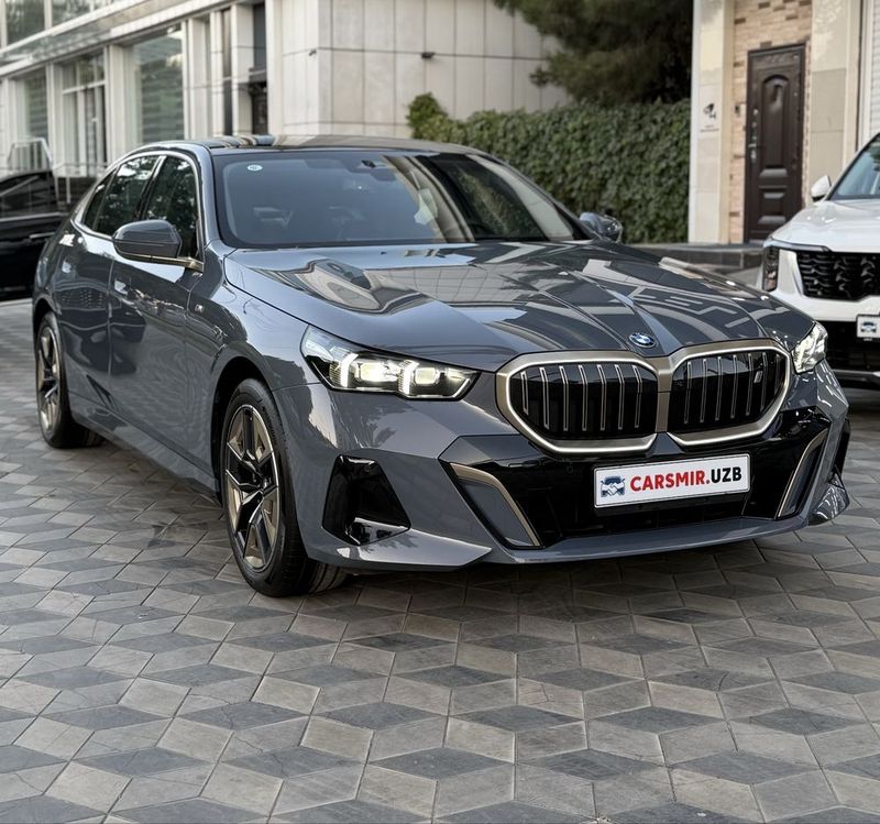 Bmw i5 35L Full Bmw i5 35L Full