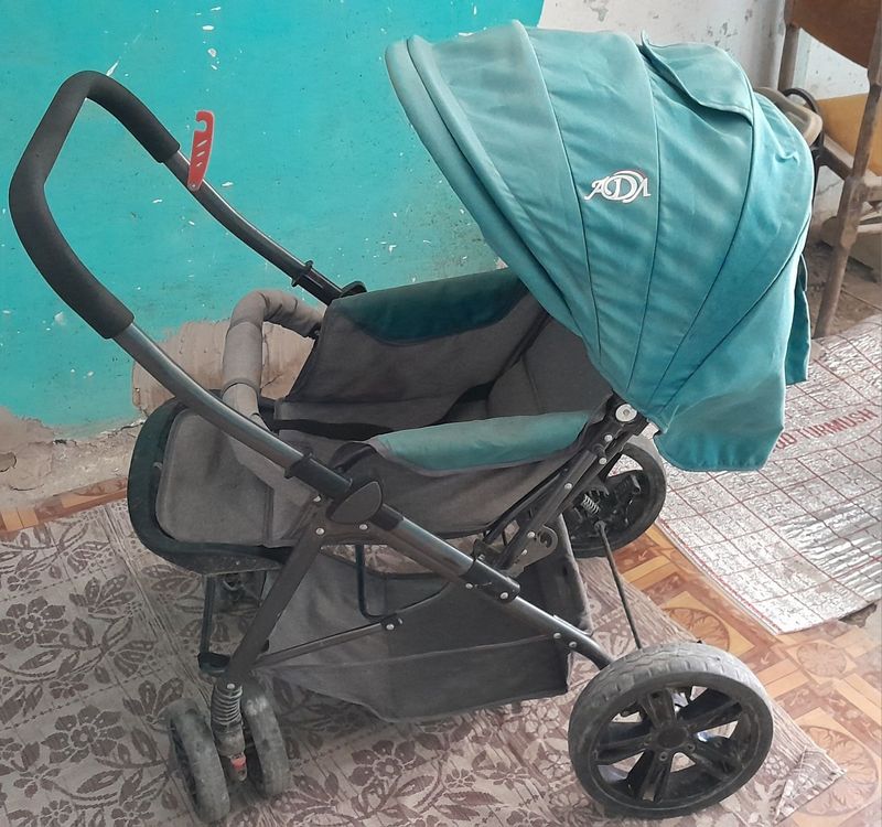 Kolyaska satiladi Kolyaska satiladi