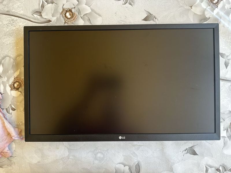 Lg monitor 24 как новый Lg monitor 24 как новый