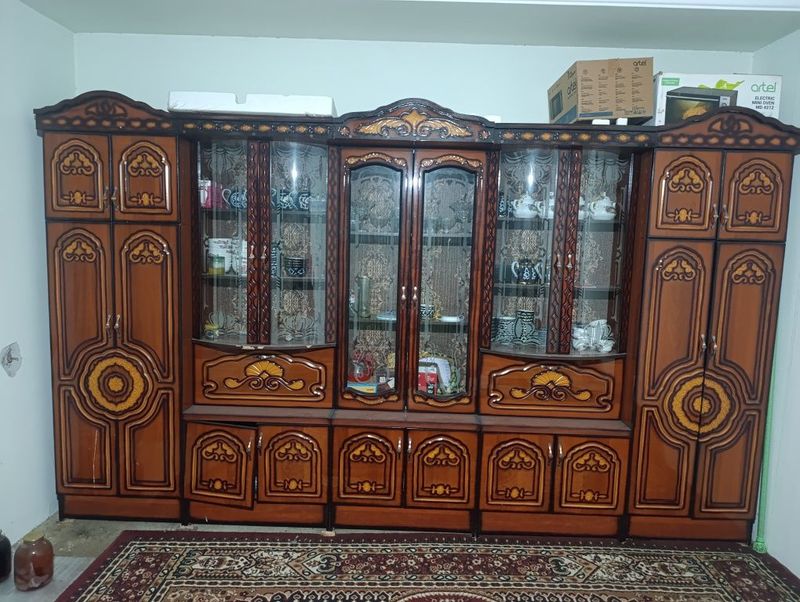 Стенка сотилади ранги жигарранг